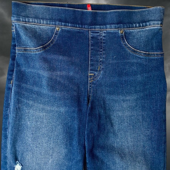 Spanx ‘Shape and Lift Distressed Skinny Jeans’ in “Medium Wash Blue” Size Medium - Picture 5 of 16